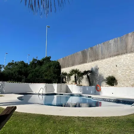 Apartment Aguamarina On The Front Malaga